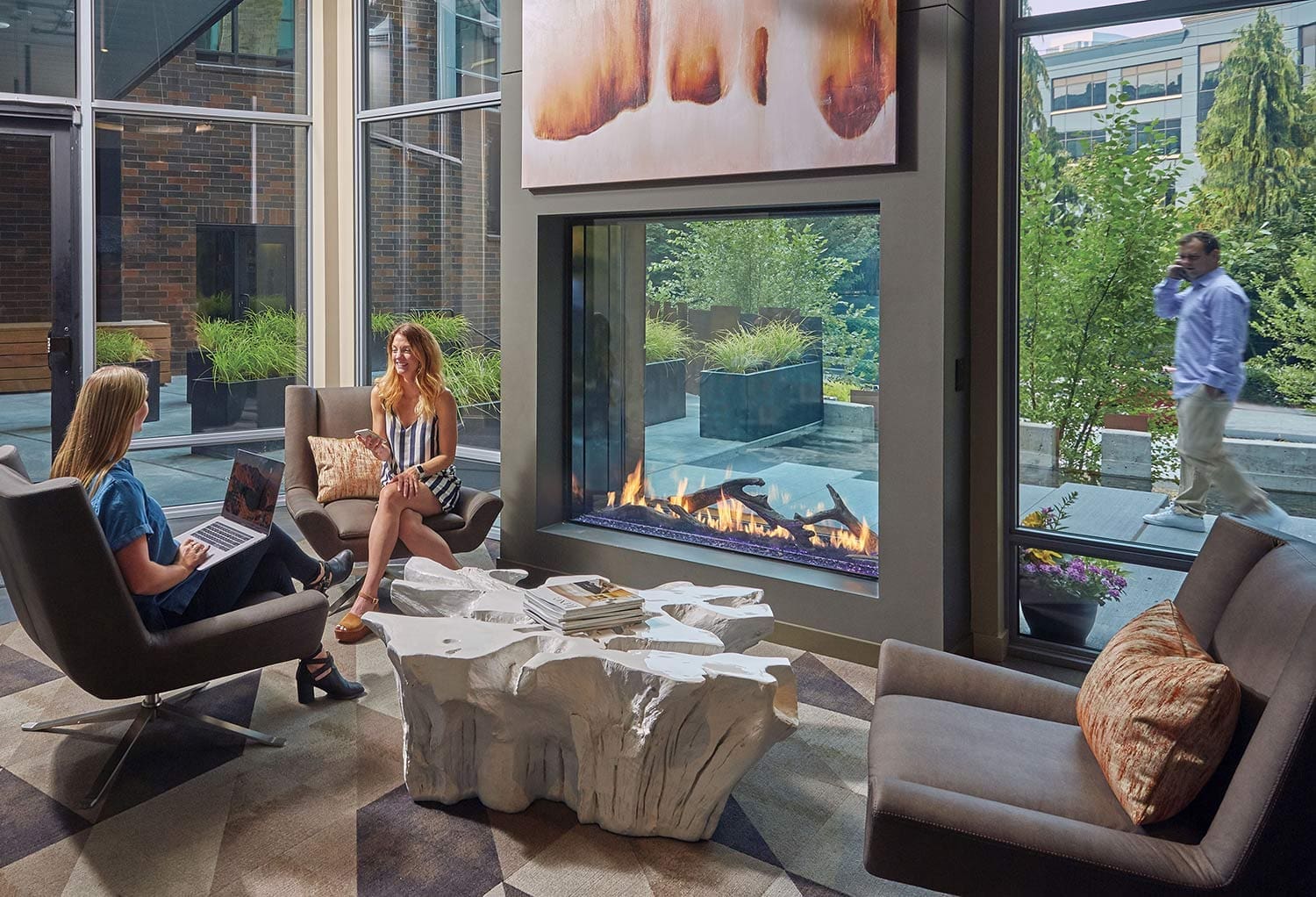 DaVinci Custom Fireplaces - DaVinci Collection - See-Thru Linear Gas Fireplace